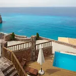 Beyond Villa Áyios Nikítas