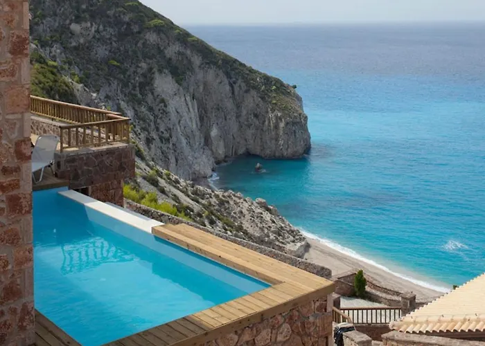 Beyond Áyios Nikítas