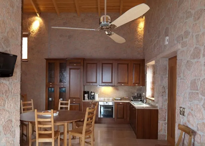 Villa Beyond Áyios Nikítas