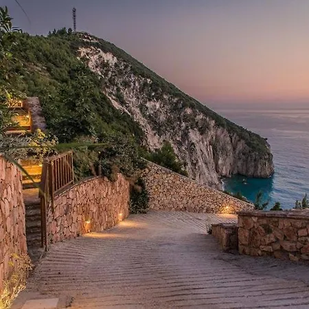 Beyond Villas Agios Nikitas