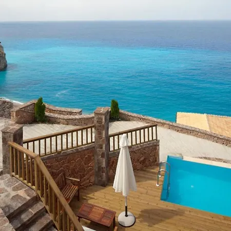 Beyond Villa Áyios Nikítas