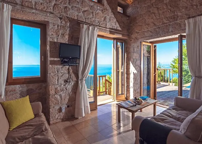 Beyond Villas * Agios Nikitas