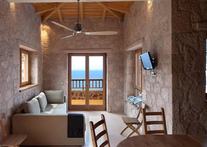 Beyond Villas Agios Nikitas